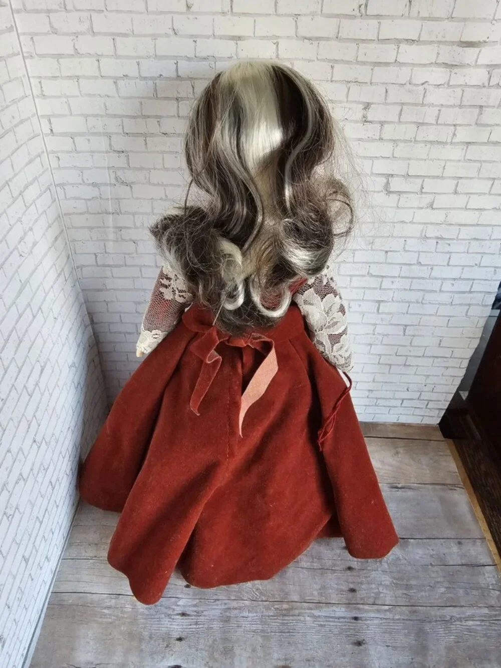 Vintage Effanbee GiGi Grand-mère Doll 1979 Red Velvet Gown 16” Collector Doll